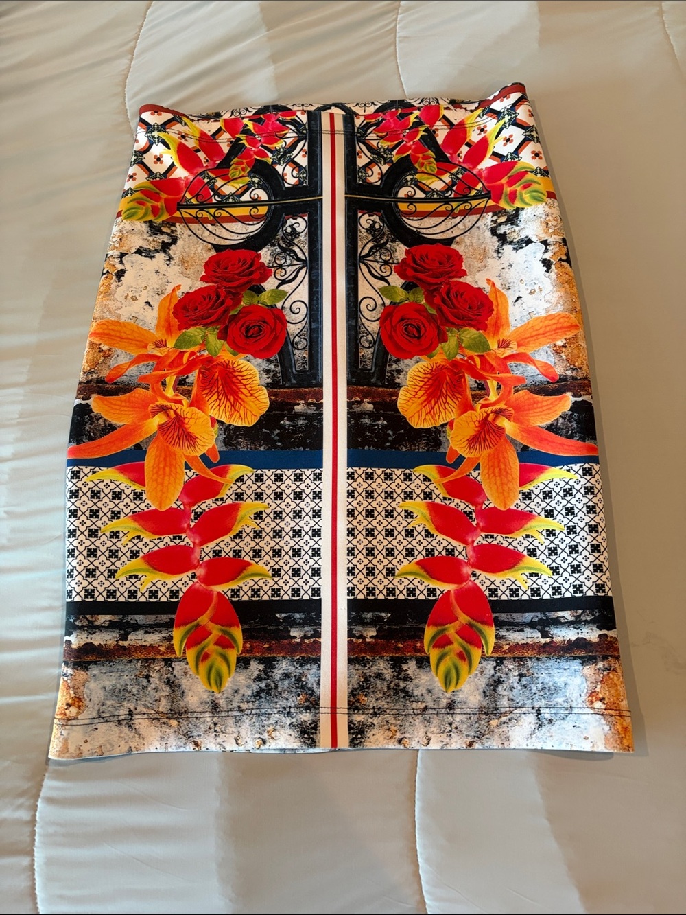 Clover Canyon Red & Orange Floral-Print Pencil Skirt